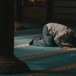 Jangan Lewatkan Sholat Taubat Sebelum Puasa, Ini Panduannya