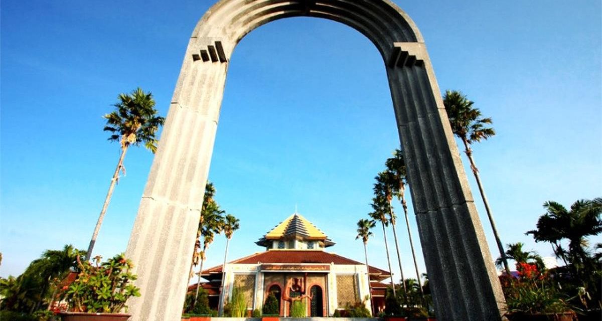 Sahur Enak Dekat Masjid UGM, Ini 7 Tempat Favorit Mahasiswa