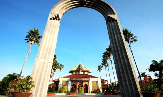 Sahur Enak Dekat Masjid UGM, Ini 7 Tempat Favorit Mahasiswa