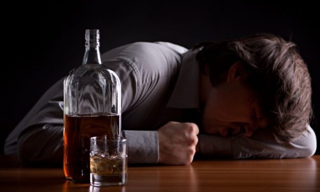 Kecanduan Alkohol Di Kalangan Remaja, Yuk Kita Bahas Di Sini