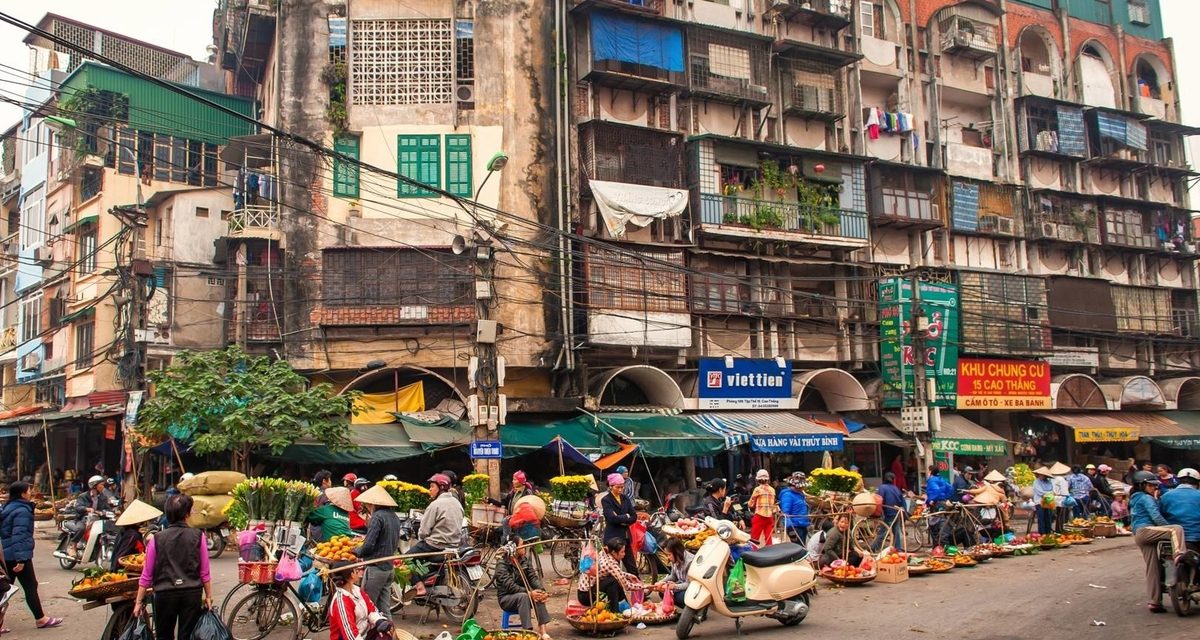 Kota Hanoi Dan Pesonanya: Antara Danau Kuil, Dan Jalanan Sibuk