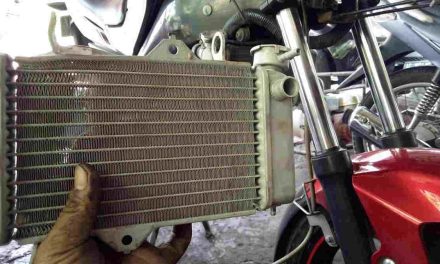Radiator Motor Bocor Berisiko Merusak Mesin Secara Fatal